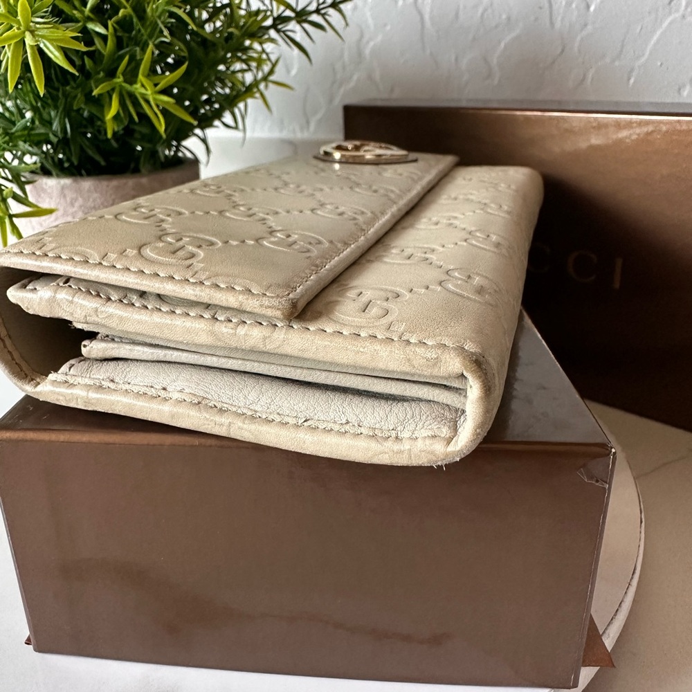 Gucci Guccissima Monogram Ivory Leather Lovely Heart Continental Long Wallet - Picture 8 of 14